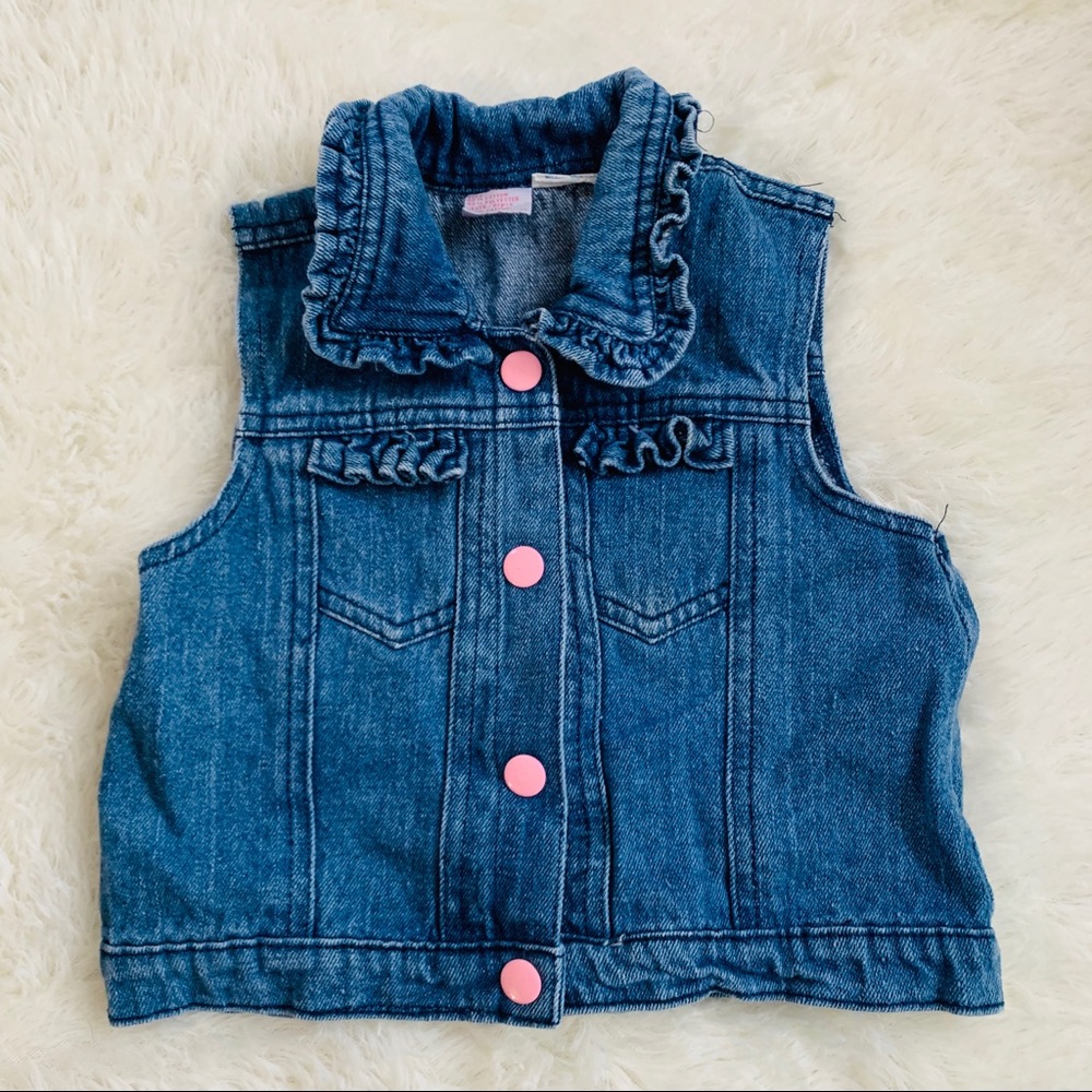 Jean Vest